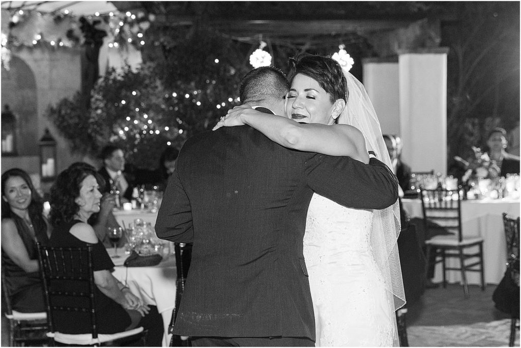 Stillwell House and Gardens Wedding Tuscon Photographer Cesar and Monica first dance