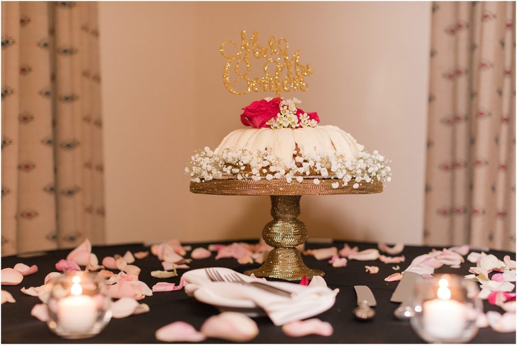 Tanque Verde Ranch Wedding Tucson, AZ Sloan + Garrett wedding reception single layer cake with baby's breath 