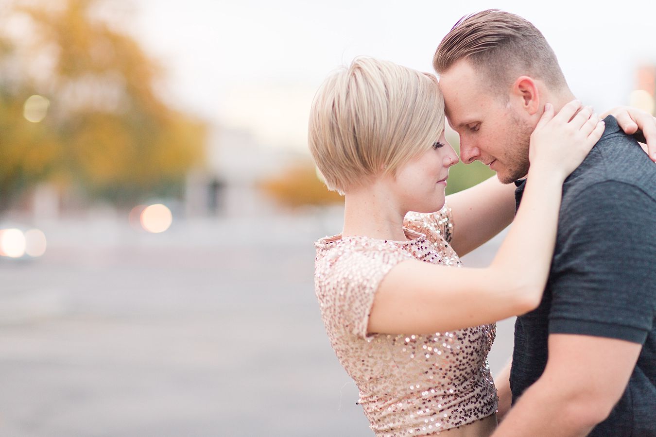 engagement picture poses