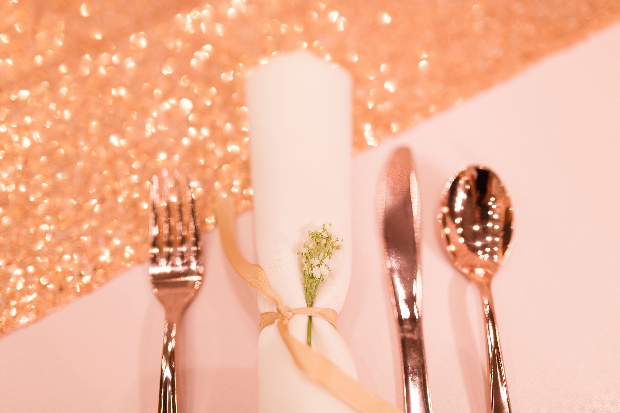 rose gold wedding colors