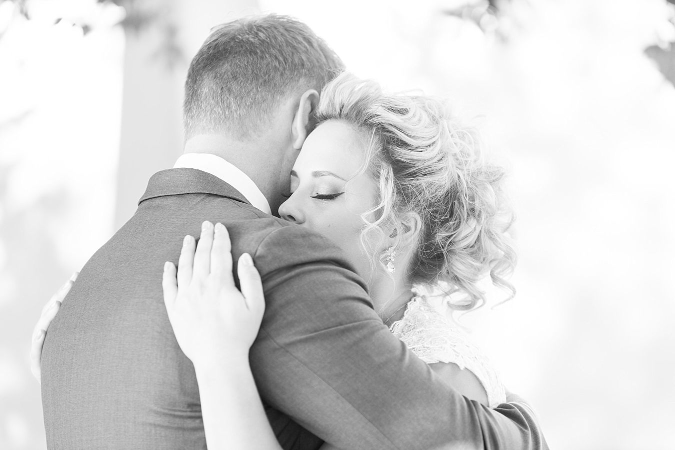 first look with groom