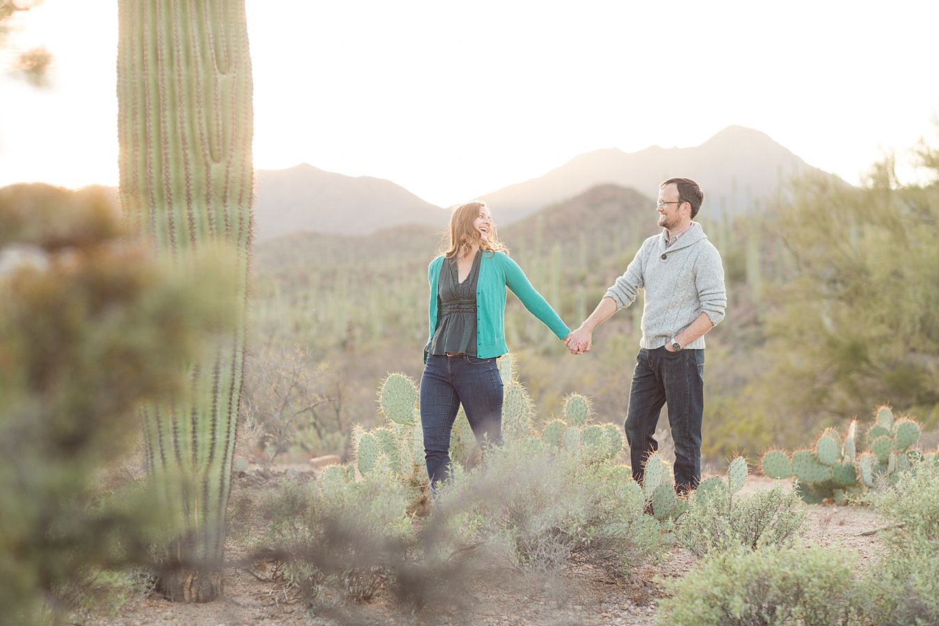 engagement photos in the desert
