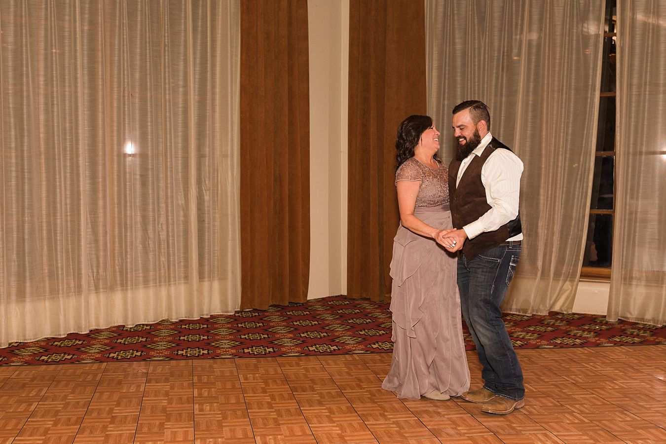 Tanque-Verde-Ranch-Wedding-Photographers_0110.jpg mother son dance