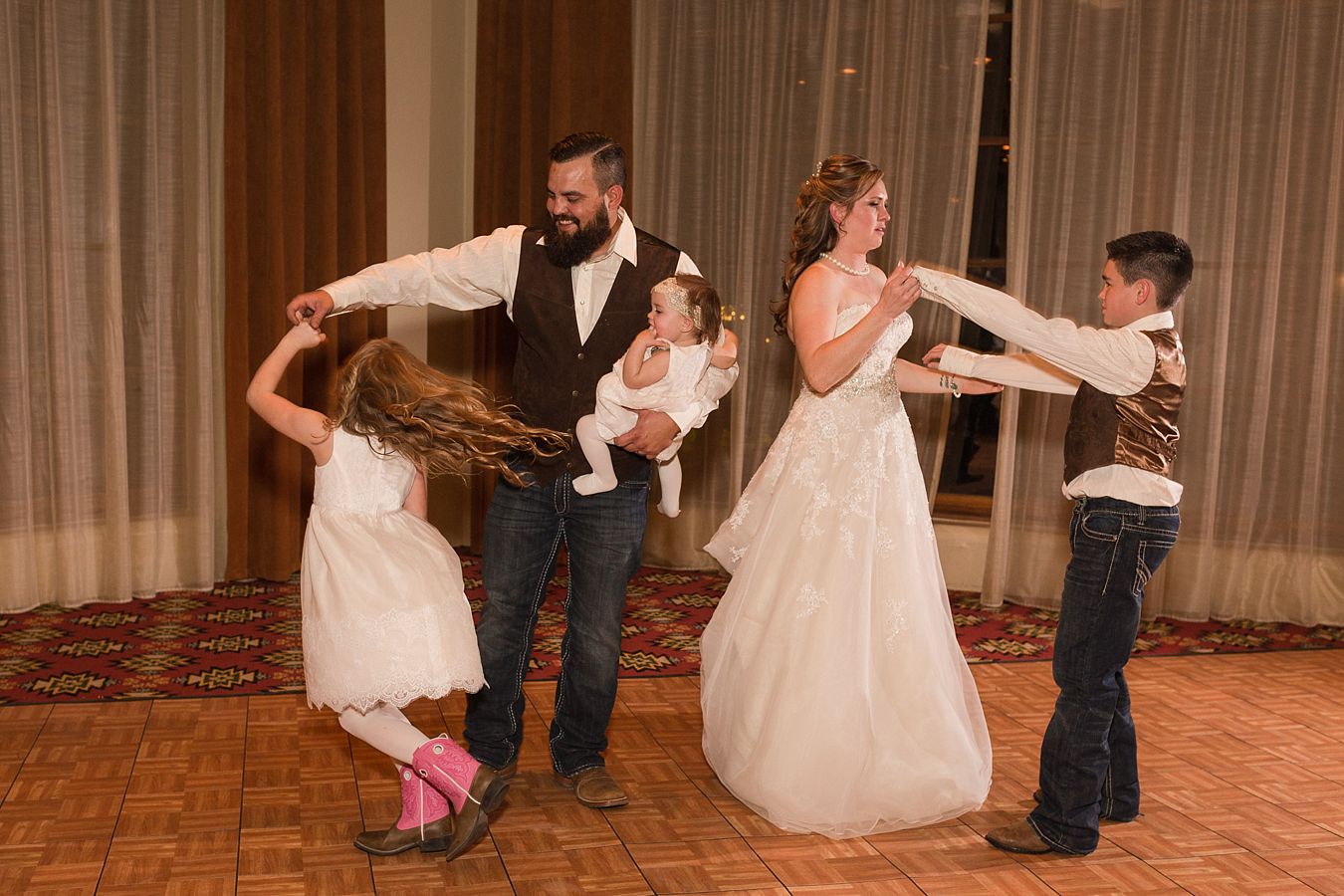 Tanque-Verde-Ranch-Wedding-Photographers_0112.jpg wedding dance with kids