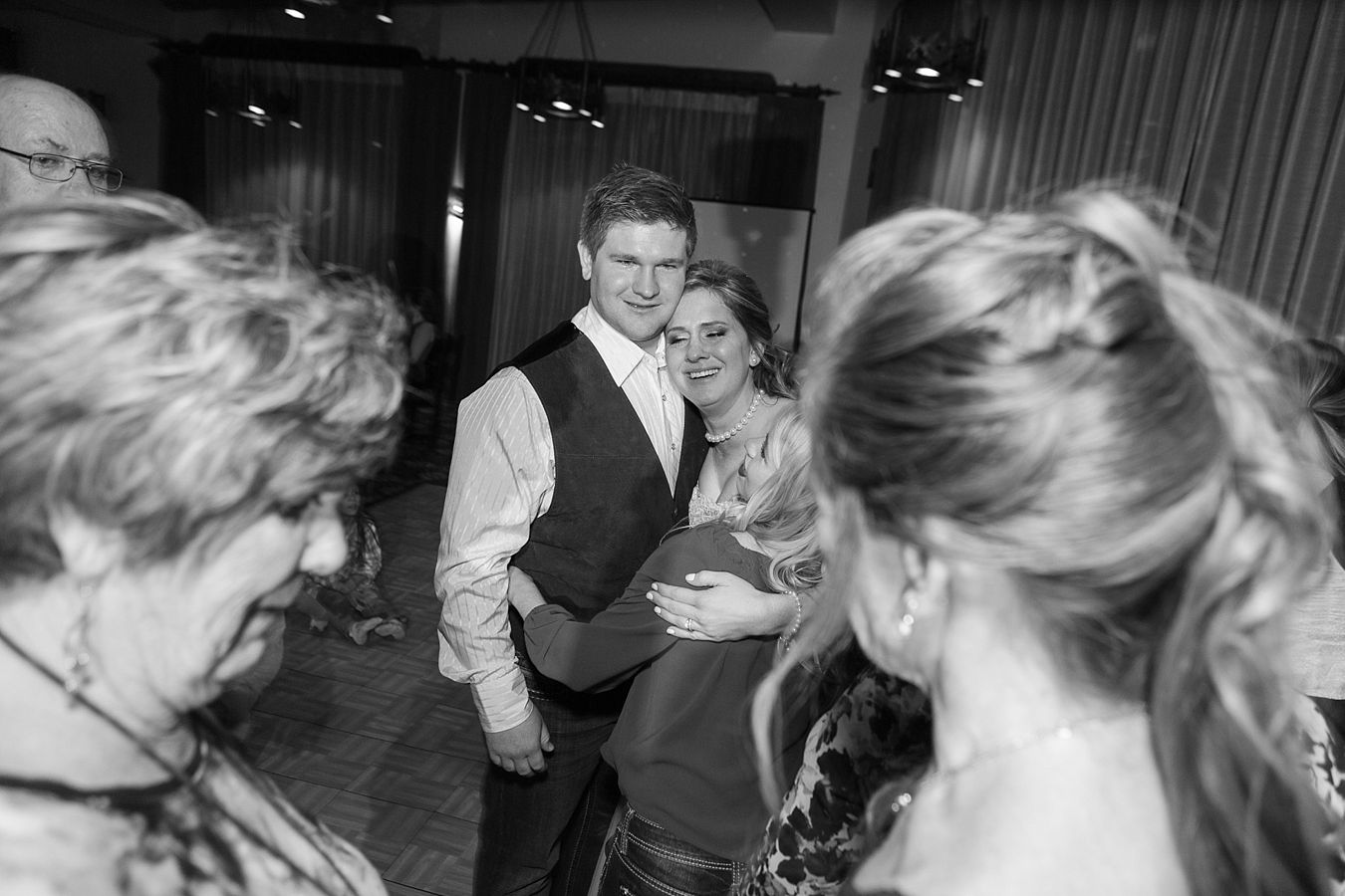 Tanque-Verde-Ranch-Wedding-Photographers_0125.jpg wedding photographers