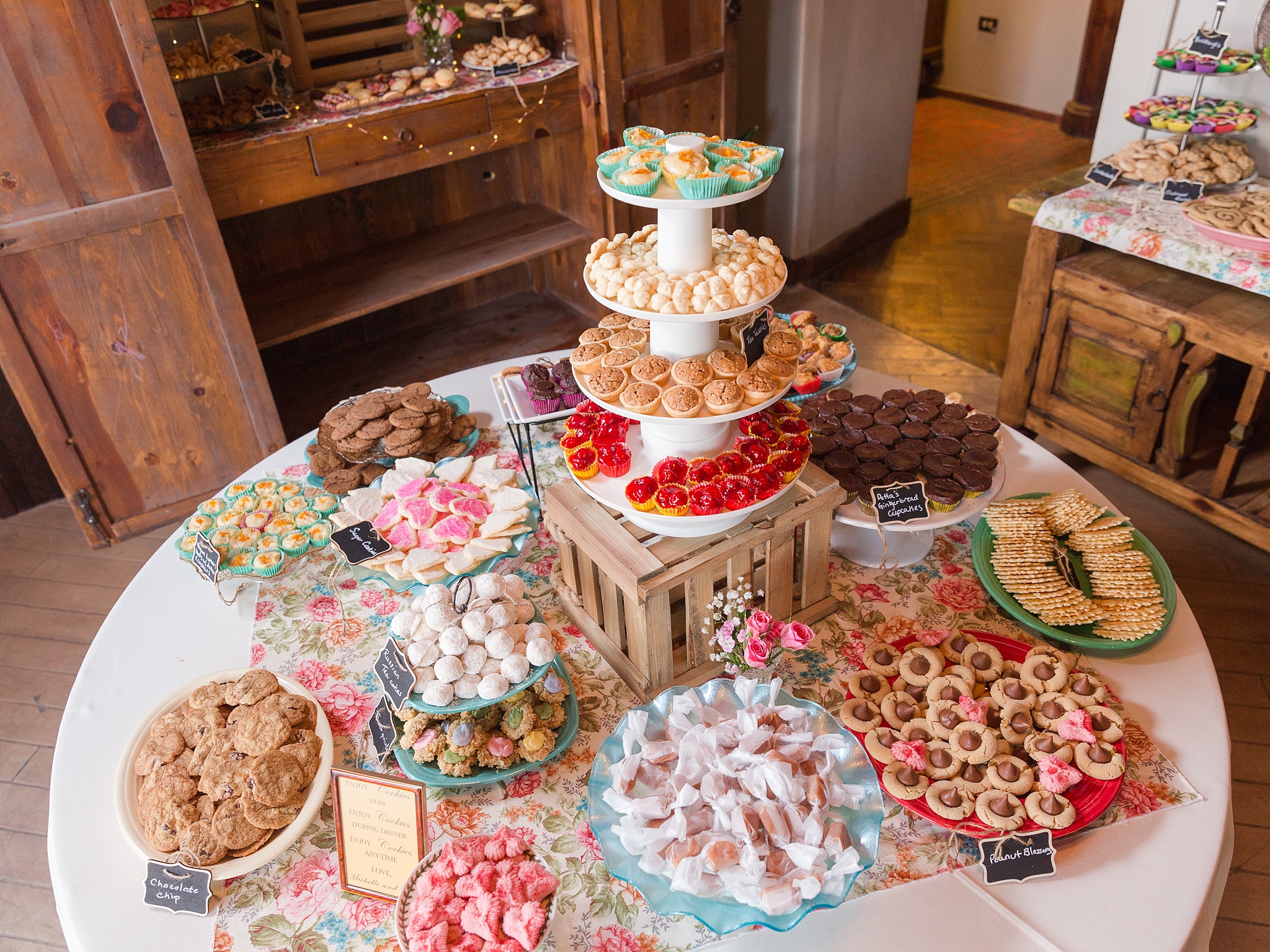 cookie table at wedding