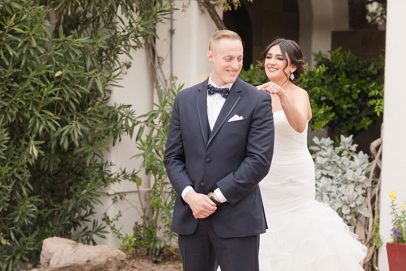 Stillwell-House-Tucson-Wedding-Photographers_0036.jpg first look at wedding
