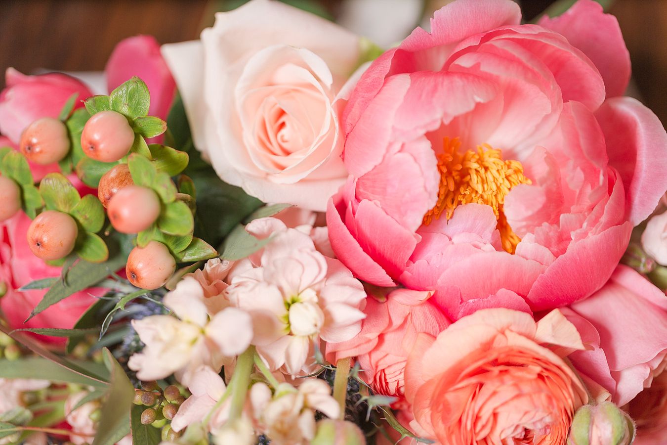 tucson florist, tucson wedding flowers, pink and coral wedding colors